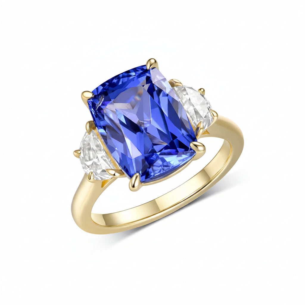 Céleste Sapphire Statement Ring – top view of large sapphire