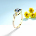 Nuage Bleu Cloudy Moissanite Ring – white gold setting close-up