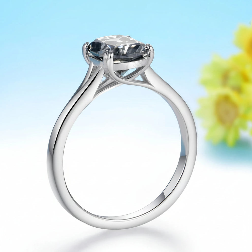 Velours Gris OMC Cushion Ring – stone depth close-up