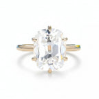 Ovale OMC Champagne Grande 4.5CT Moissanite Ring – champagne oval OMC moissanite in solid gold by Lunara