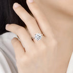 Sakura Moissanite Bloom Ring – light sparkle close-up