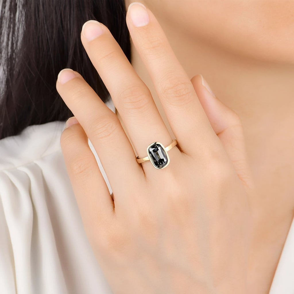 Velours Gris Cushion Moissanite Ring – white gold setting