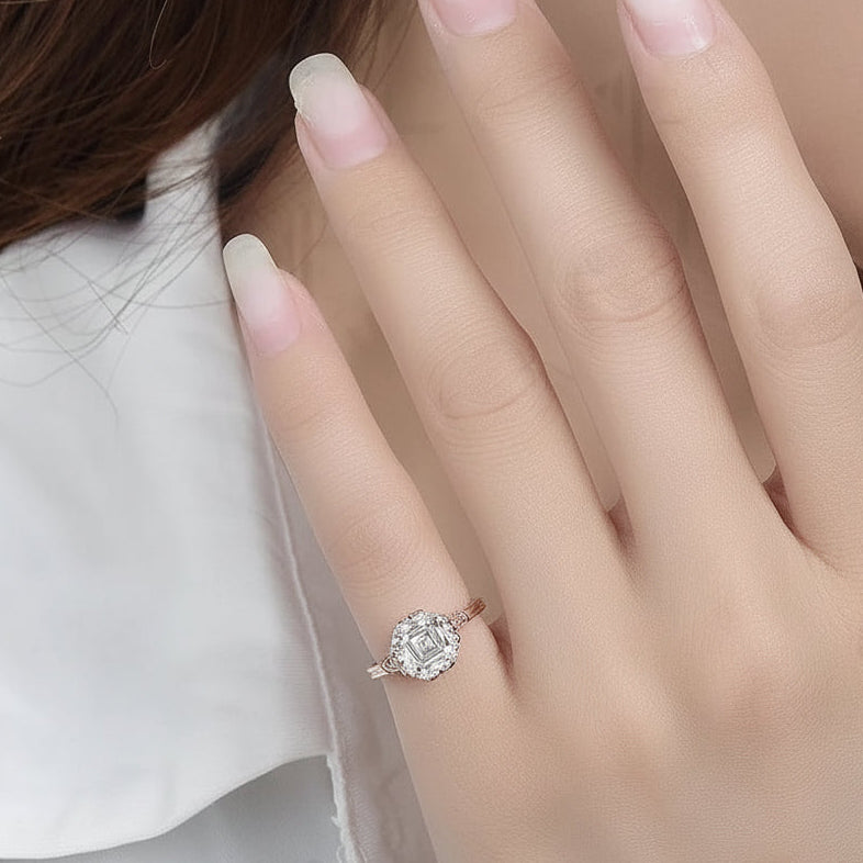 Diamant Asscher Moissanite Ring – yellow gold option