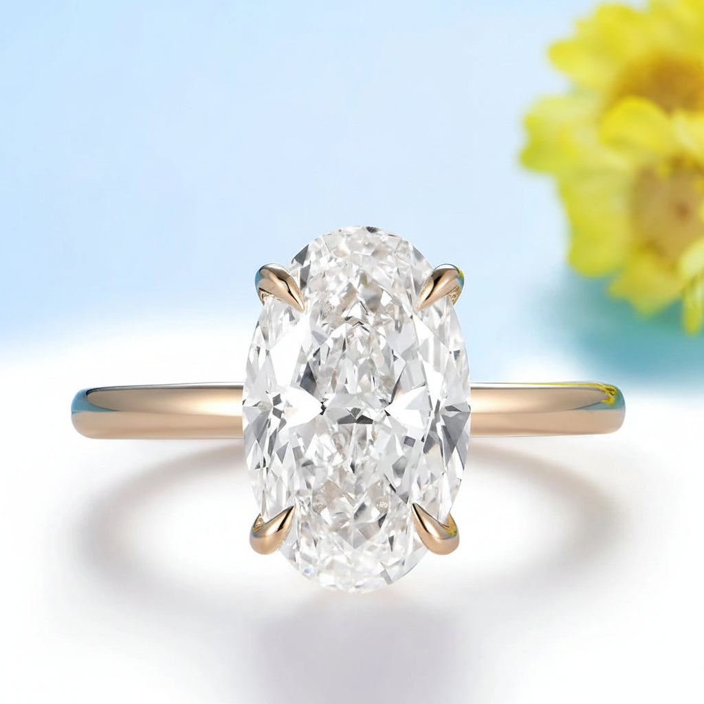 Opale Oval Moissanite Ring – rose gold variant