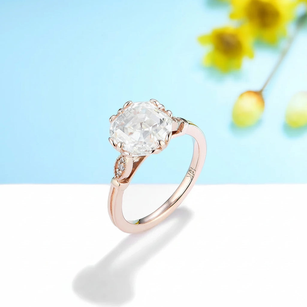 Diamant Asscher Moissanite Ring – top view of asscher cut