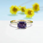 Arc-en-Ciel Alexandrite Emerald Ring – green tone by daylight