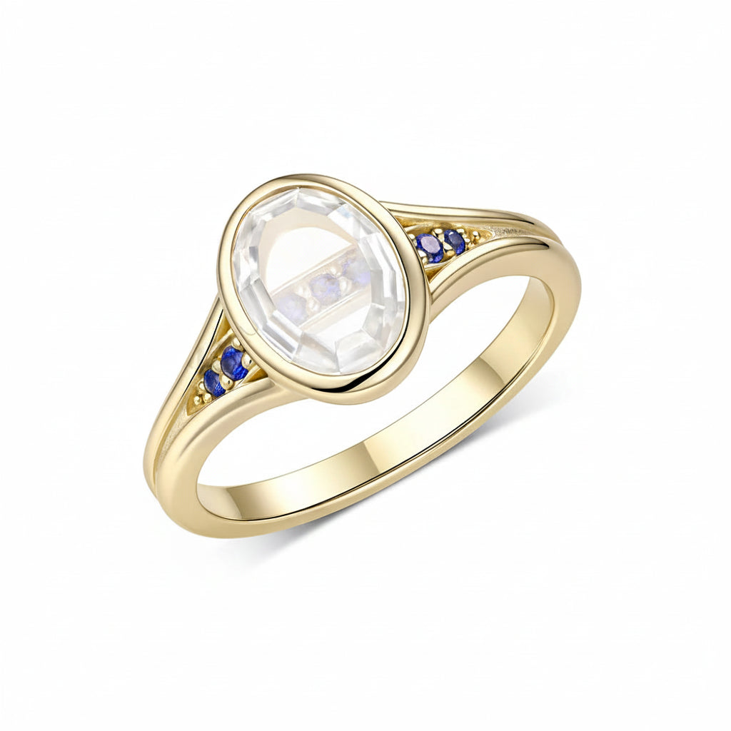 Velours Portrait Moissanite Sapphire Ring – top view of portrait frame setting