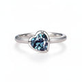 Cœur Alexandrite Heart Ring – colour-changing alexandrite heart cut in solid gold by Lunara