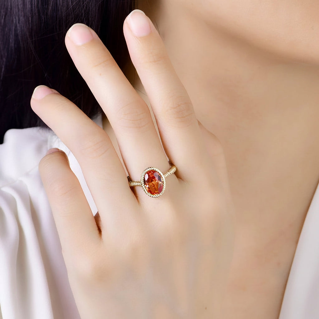 Soleil Orange Sapphire Ring – close-up of fanta orange stone