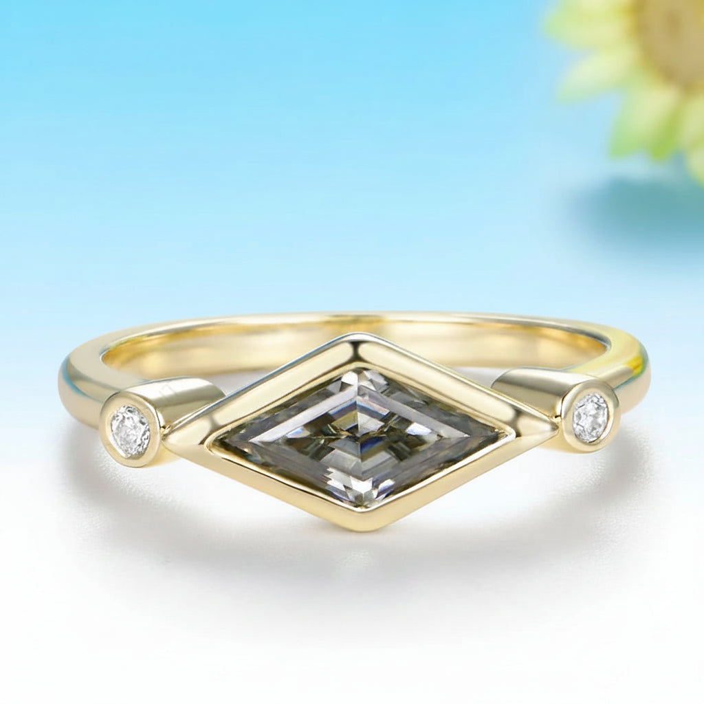 Nocturne Rhombus Moissanite Ring – white gold setting