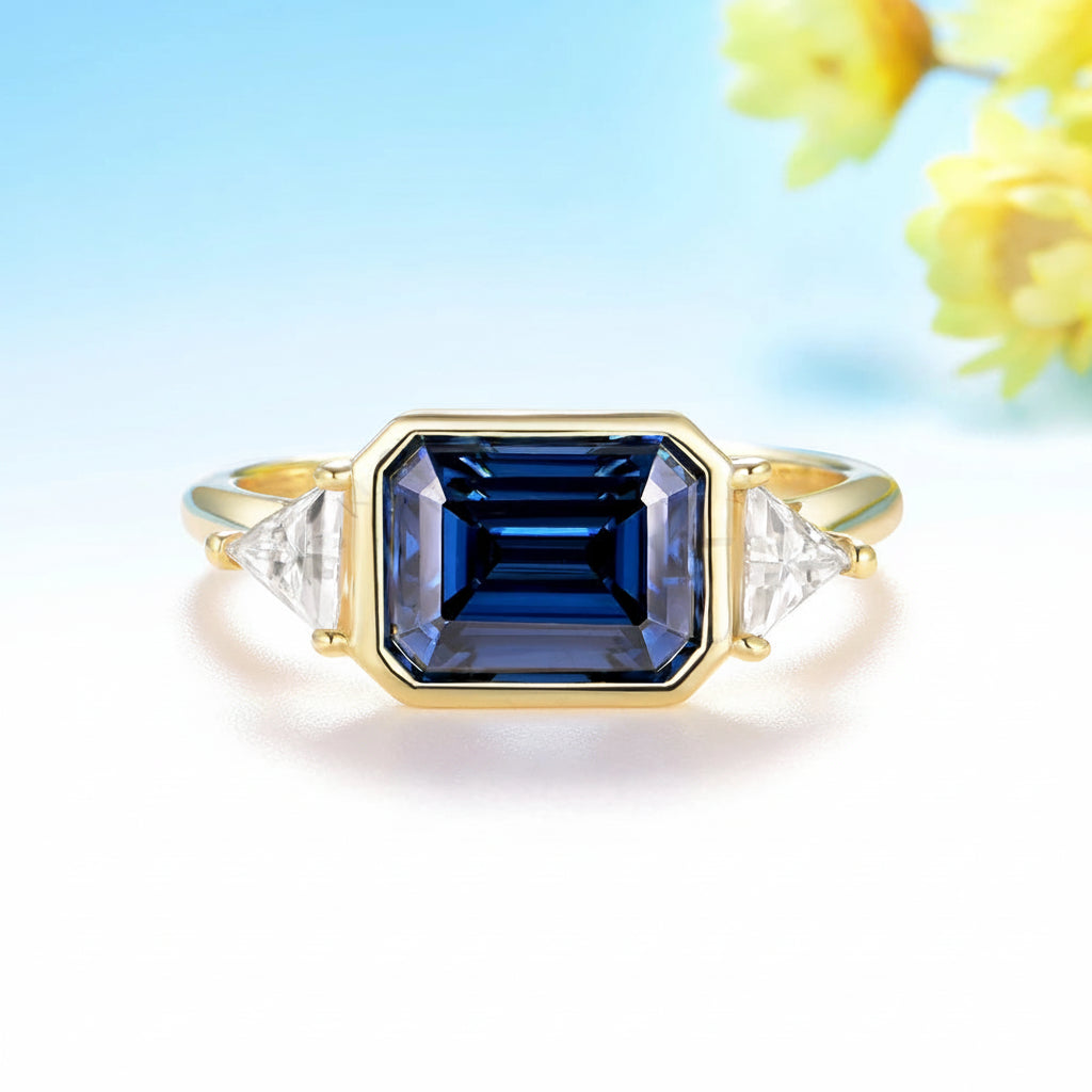 Brume Grise Moissanite Emerald Ring – white gold setting