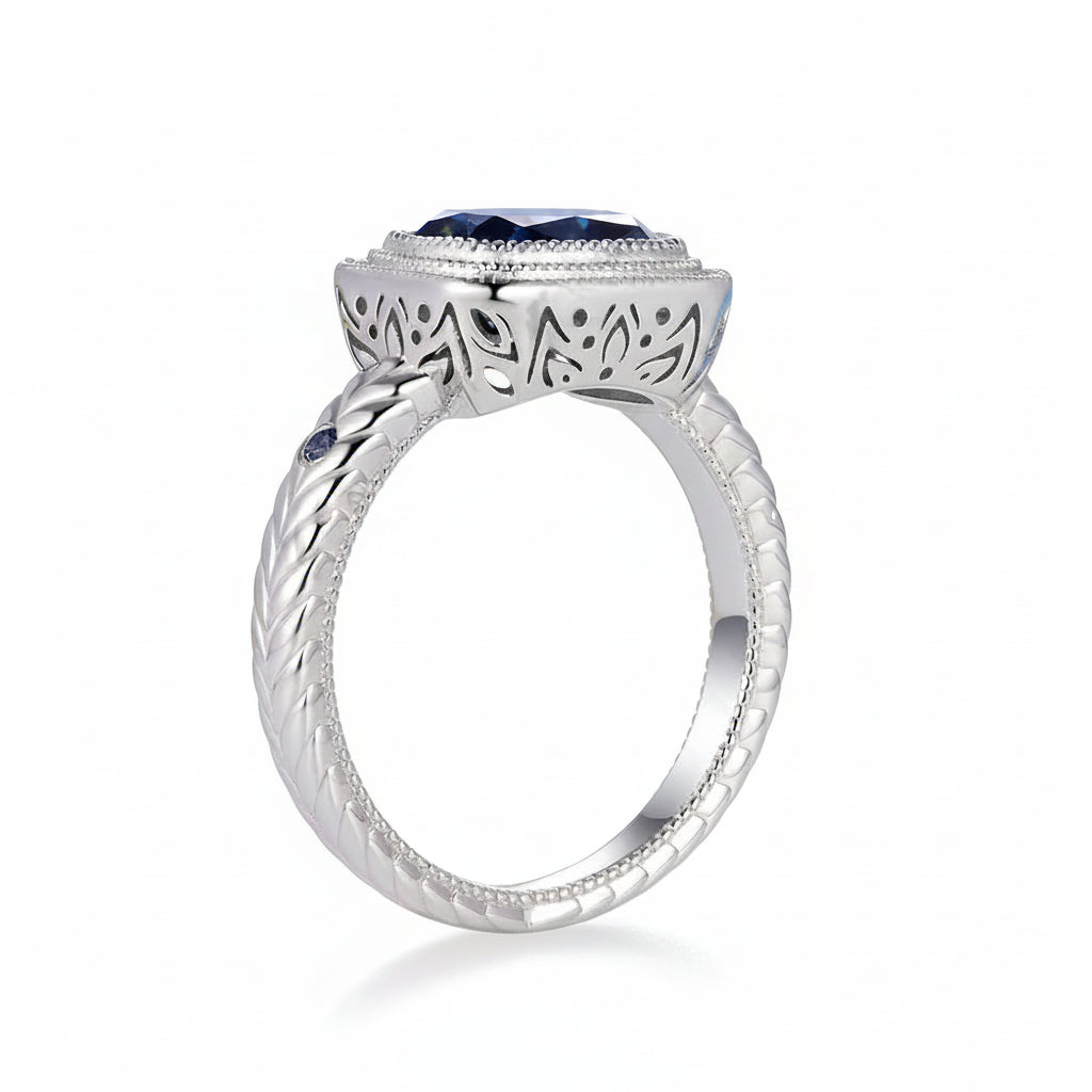 Coussin Bleu Moissanite Ring – top view of cushion cut stone