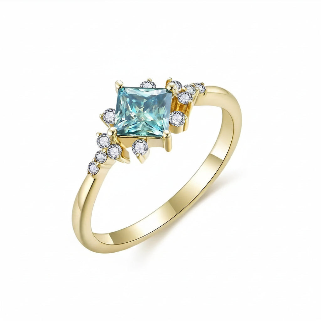 Étincelle Cyan Moissanite Band Ring – yellow gold option