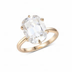 Ovale OMC Champagne Grande Ring – top view of OMC oval stone