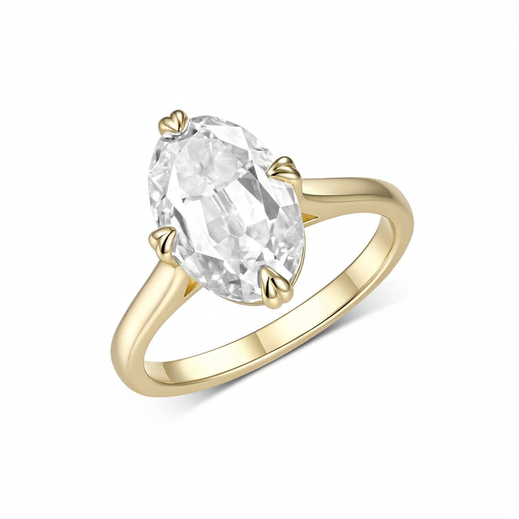 Ovale OMC Majestic 4.5CT Moissanite Ring