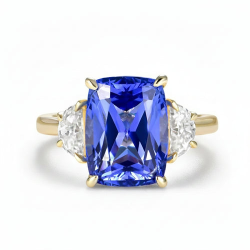 Céleste Sapphire Statement Ring – 7.5CT lab sapphire statement ring in solid gold by Lunara
