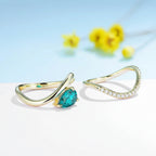 Verdure Émeraude Moissanite Ring – top view of emerald stone