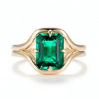 Grande Émeraude 3CT Pear Emerald Ring