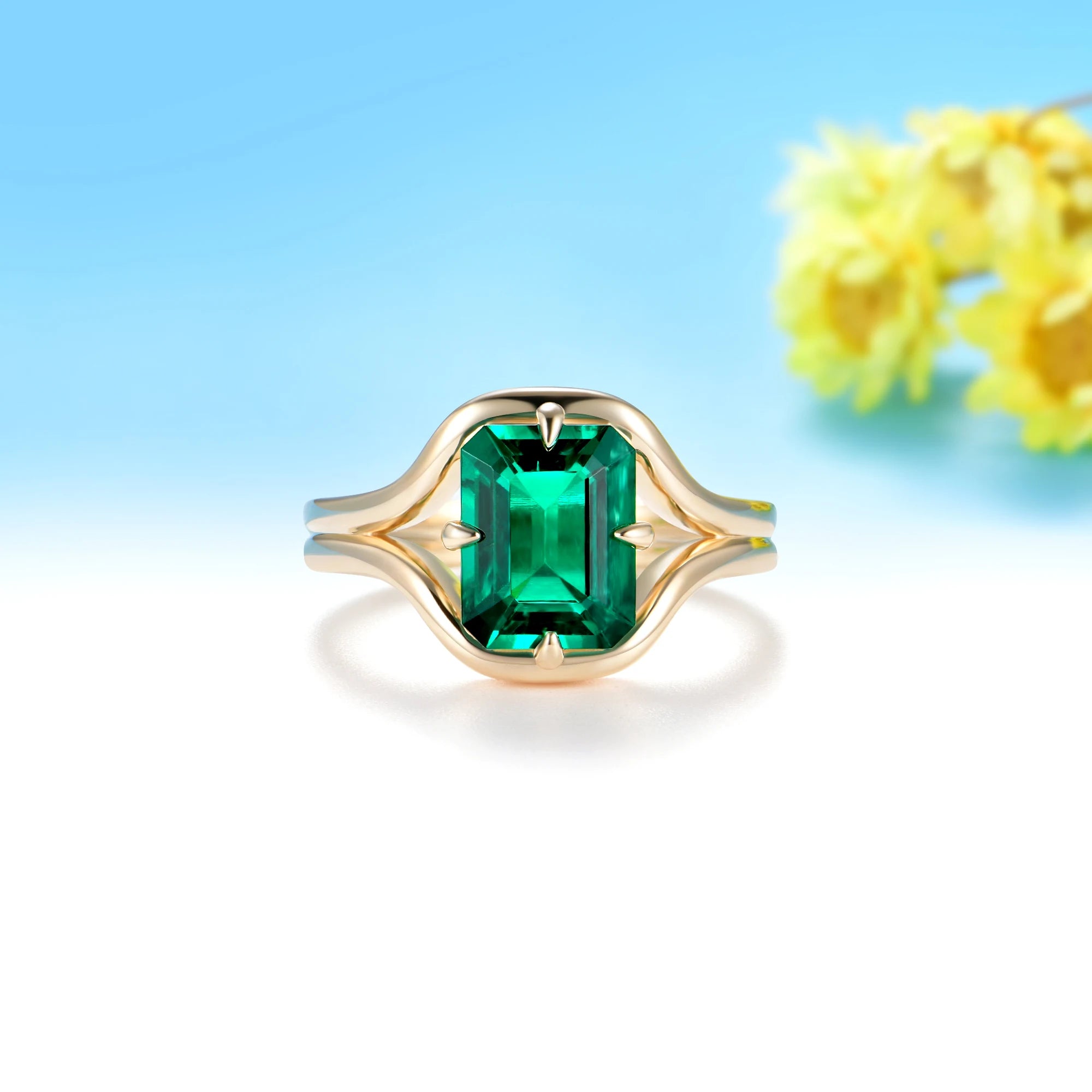 Grande Émeraude 3CT Pear Emerald Ring