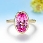 Poire Rose Grande 5.5CT Pink Sapphire Ring – close-up of pink stone