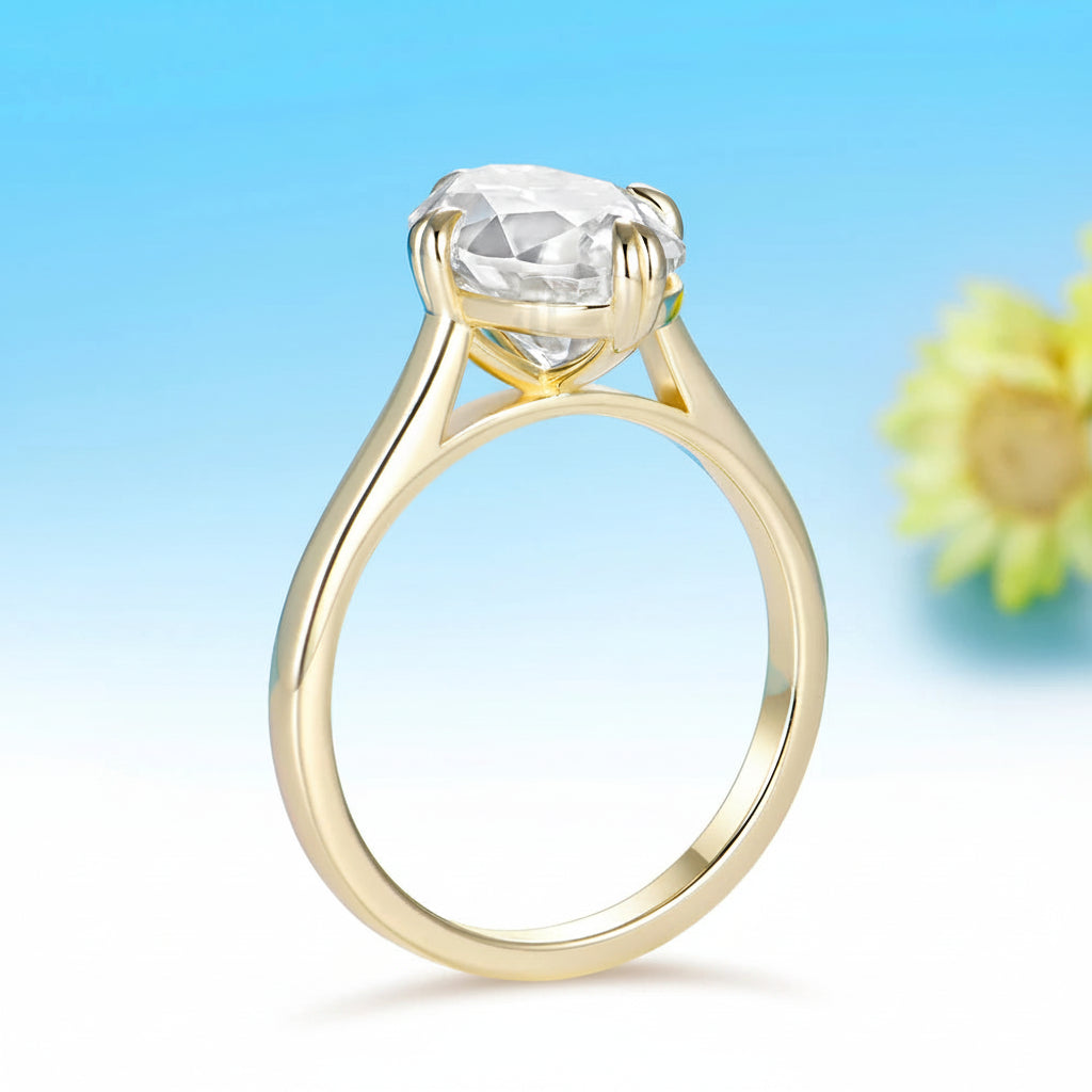 Ovale OMC Majestic 4.5CT Moissanite Ring